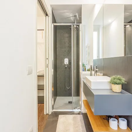 Next Stop Relax - Near Station 3* Modena