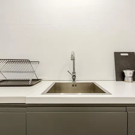 Casa de hóspedes Next Stop Relax - Near Station 3*